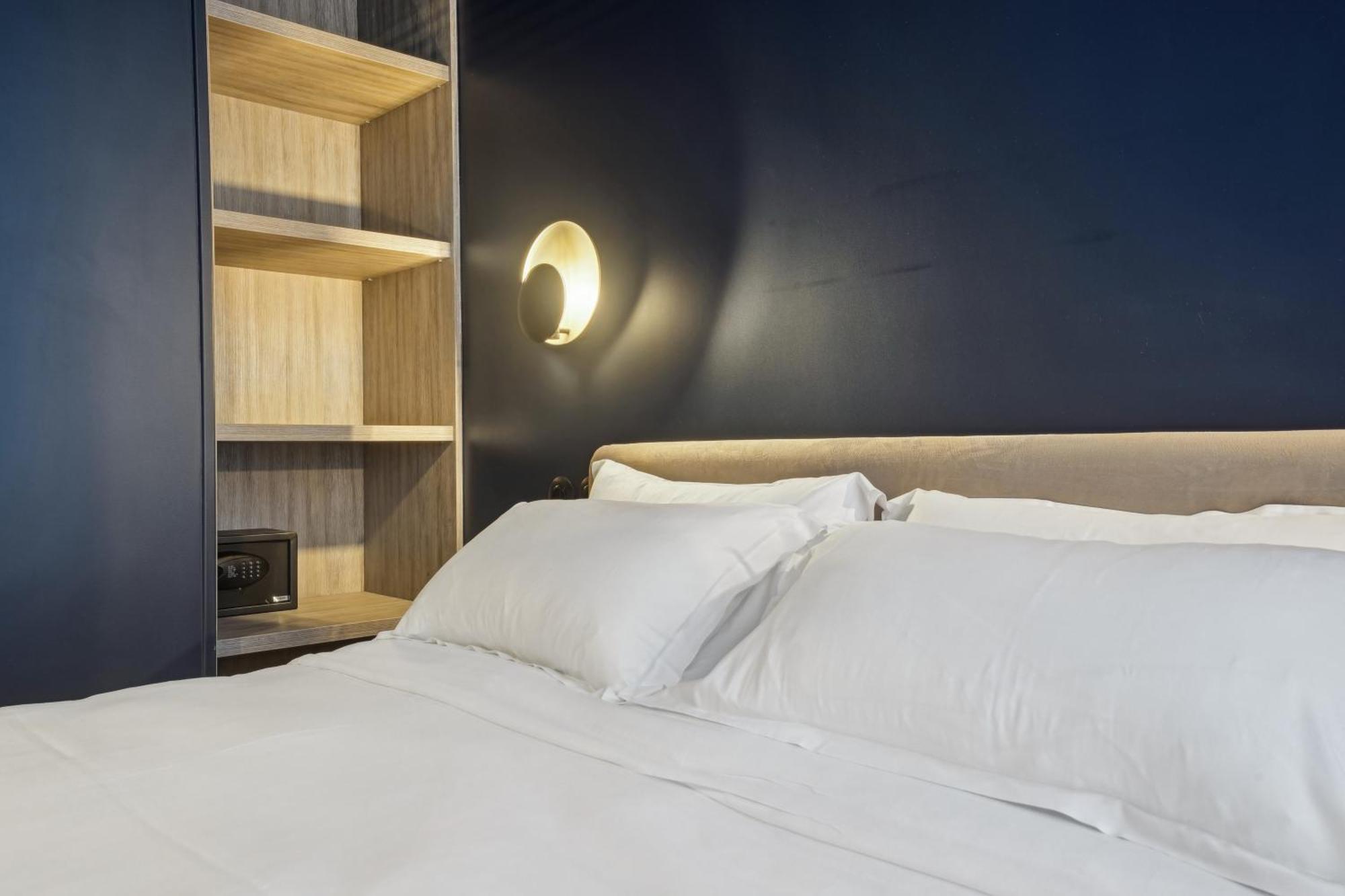 Hotel Clemence Paris Ngoại thất bức ảnh