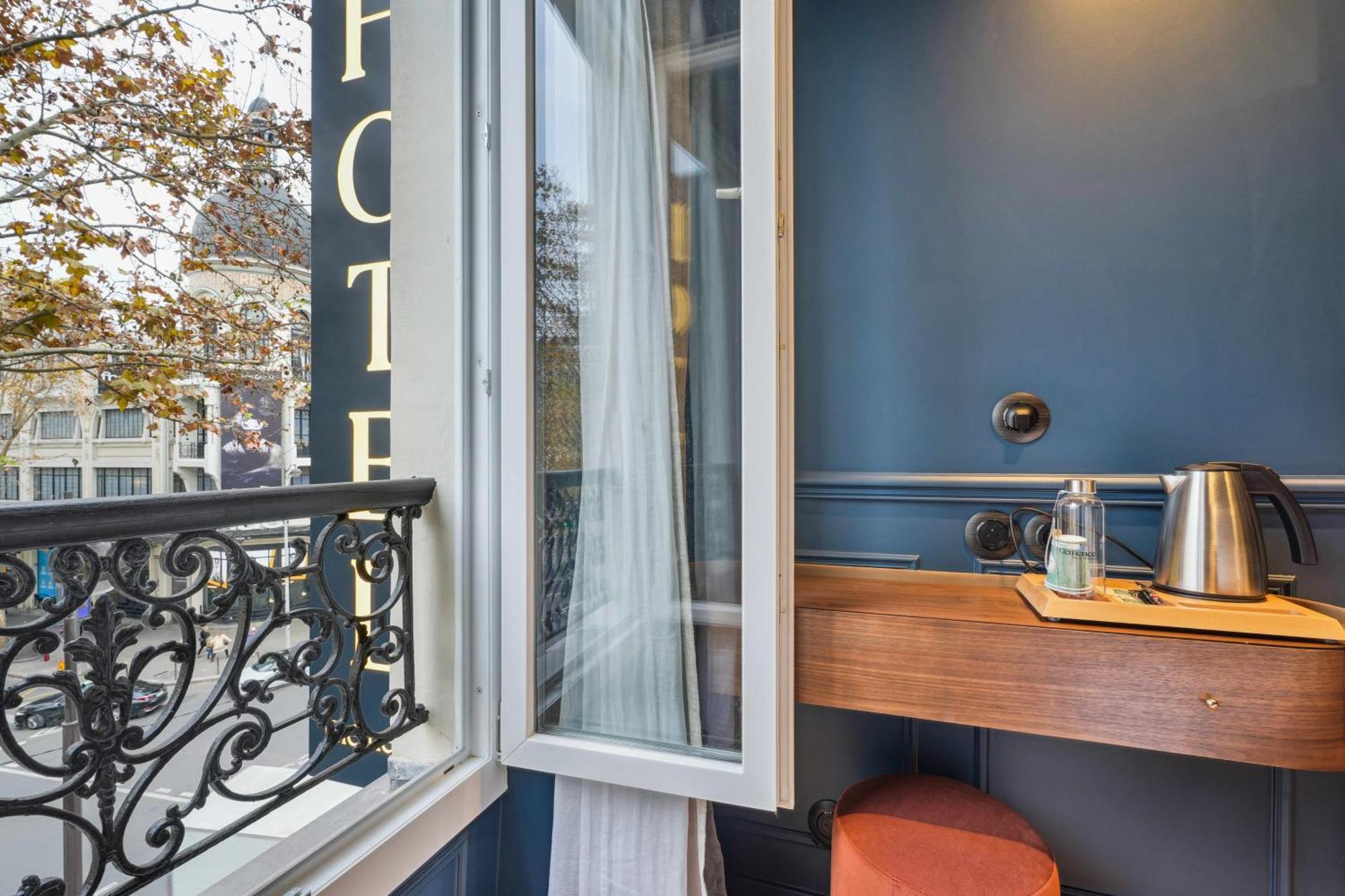 Hotel Clemence Paris Ngoại thất bức ảnh